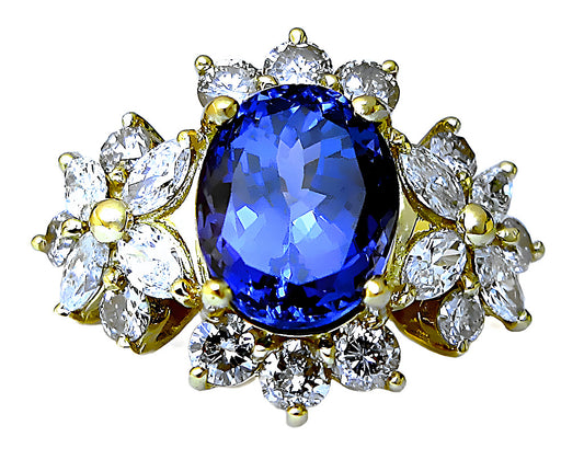 Oval Tanzanite, round and marquise diamond ring - In House Treasure