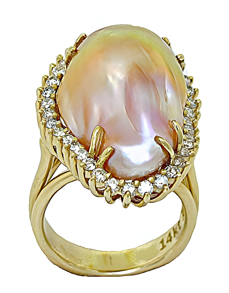 Beige Baroque Pearl Ring & Diamonds | In House Treasure