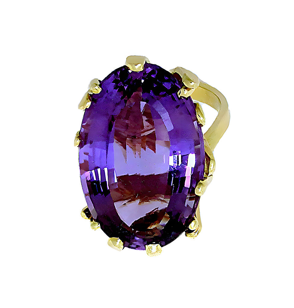 Elongated Oval Amethyst Ring - In House Treasure