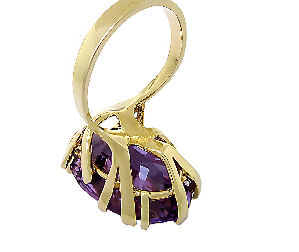 Elongated Oval Amethyst Ring - In House Treasure