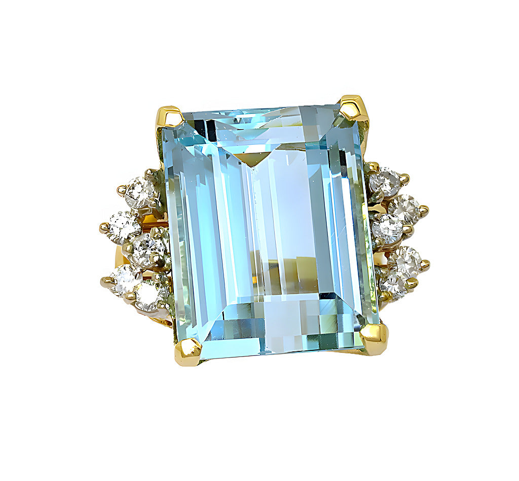 Emerald cut Aquamarine and diamond ring - In House Treasure