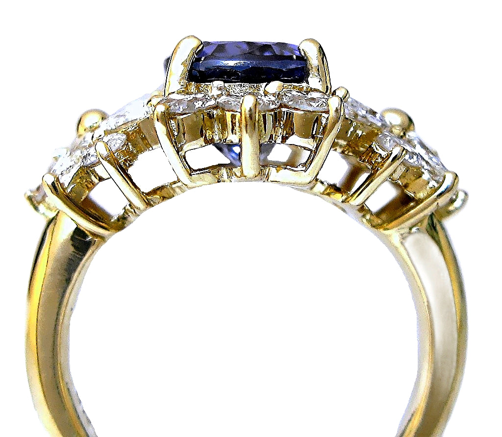 18k yellow gold oval Tanzanite with round-marquise diamonds ring