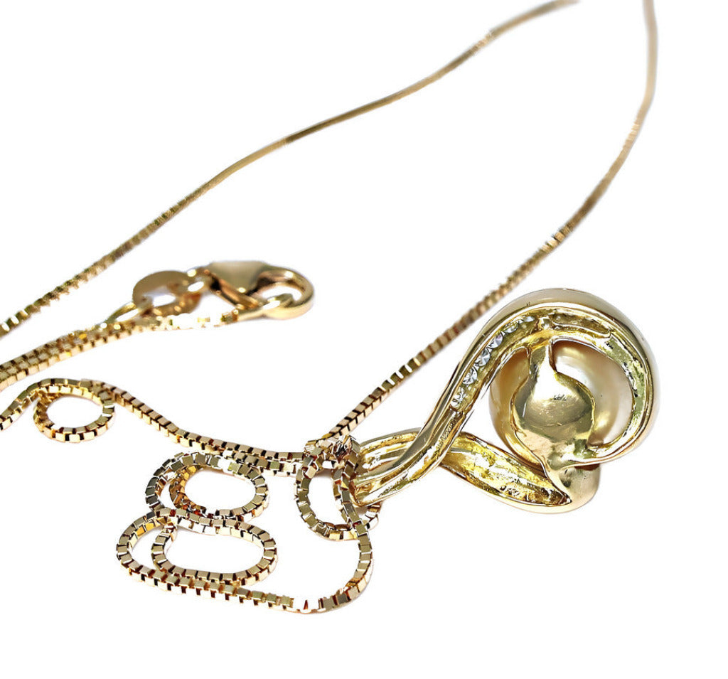 18k yellow gold, Golden South Sea pearl pendant with channel set diamonds - In House Treasure