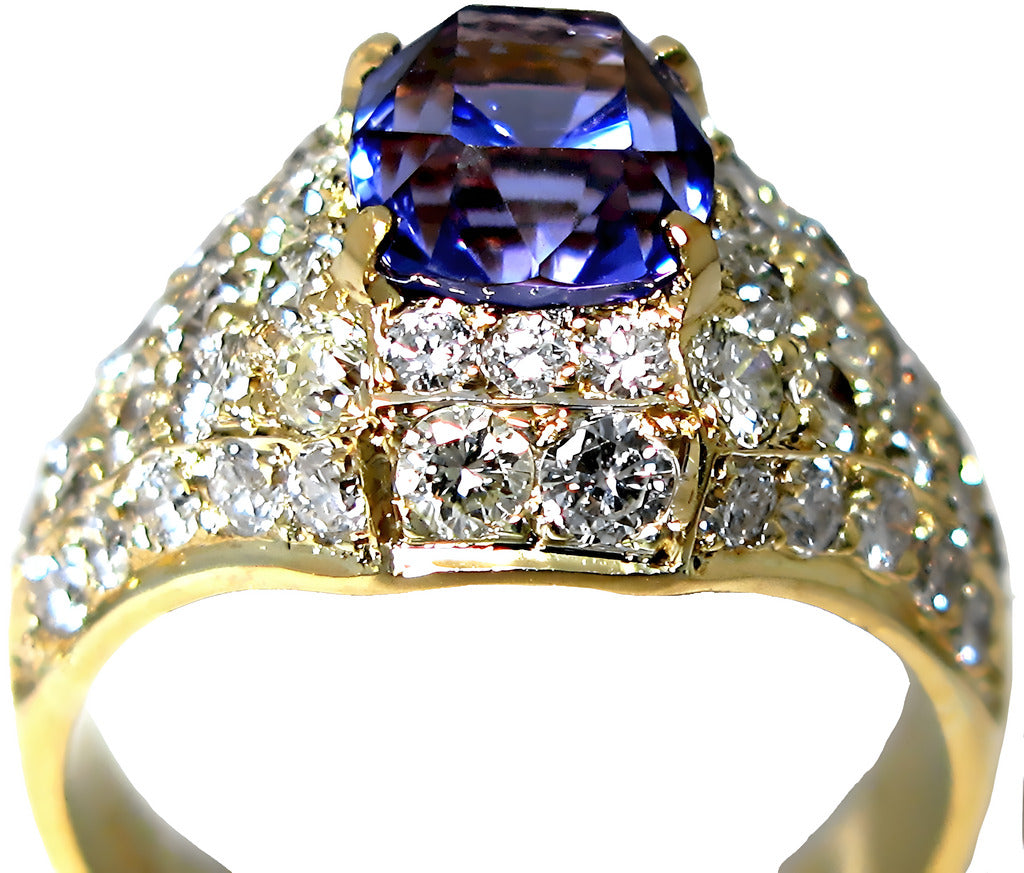 8k yellow gold Emerald/Cushion Cut Tanzanite ring with pave diamonds, side view