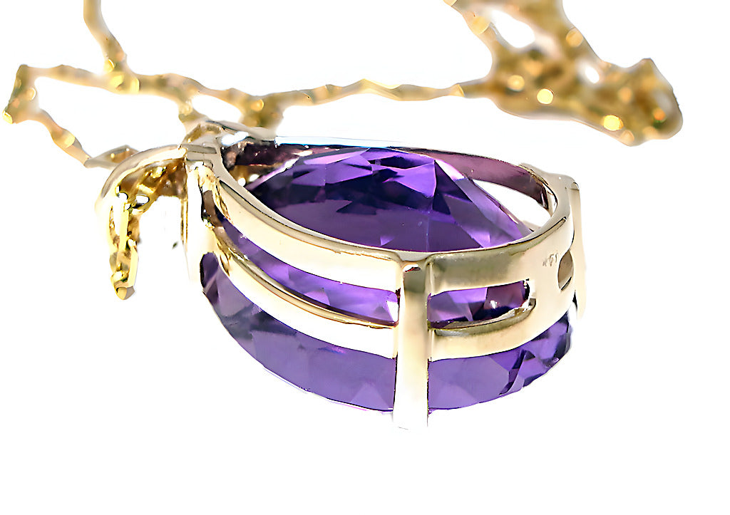 Pear shape Amethyst pendent with diamond - In House Treasure