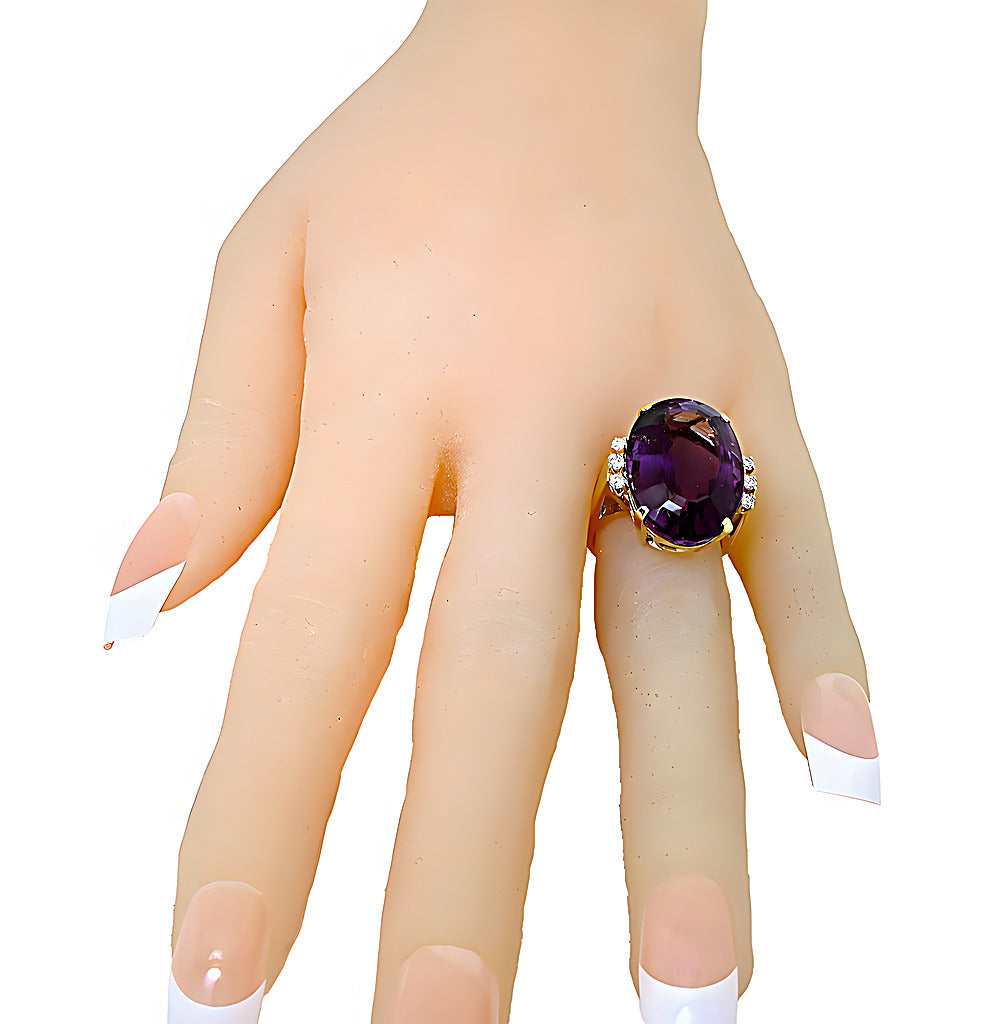 Large oval Amethyst and diamond ring - In House Treasure