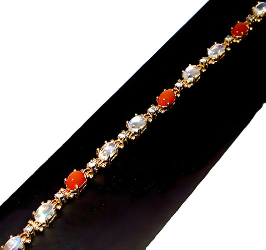 Moonstone bracelet with diamonds - In House Treasure