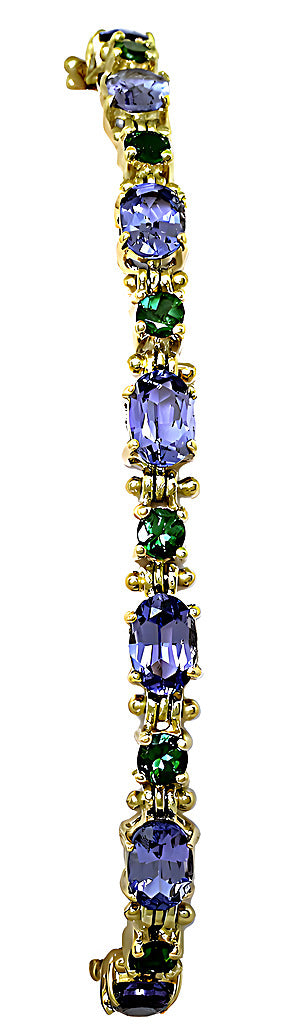 Oval Tanzanite bracelet and round Tsavorite - In House Treasure