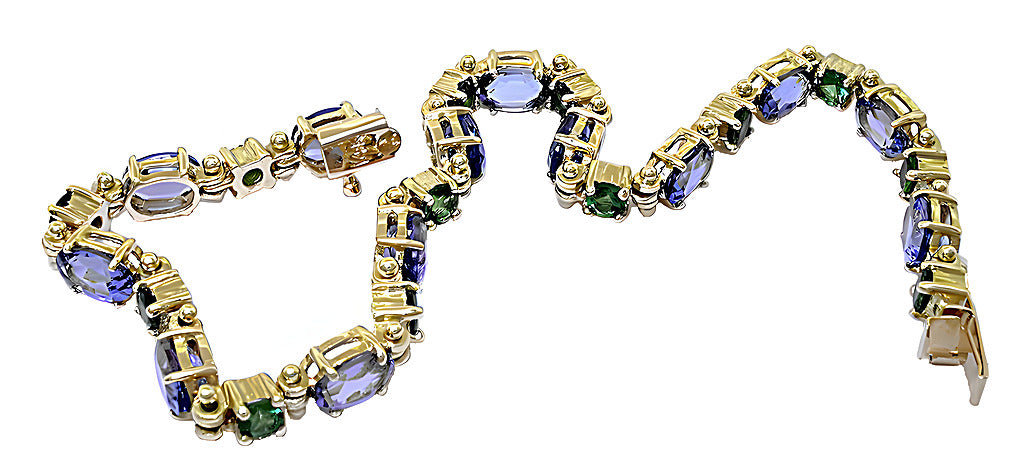 Oval Tanzanite bracelet and round Tsavorite - In House Treasure