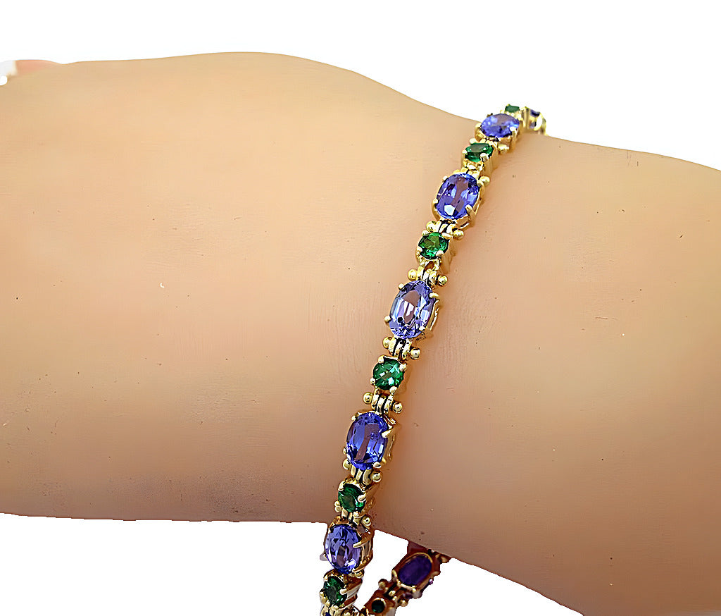 Oval Tanzanite bracelet and round Tsavorite - In House Treasure