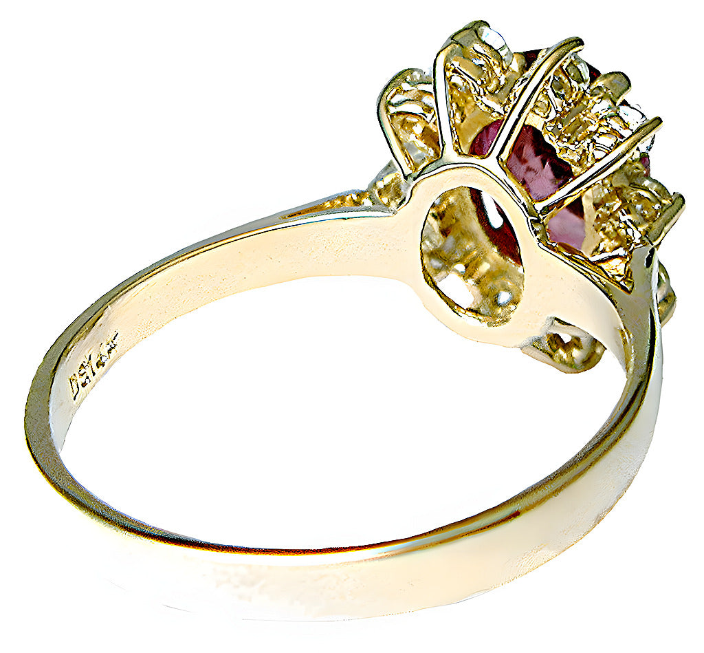 Oval pink Tourmaline and diamond ring - In House Treasure