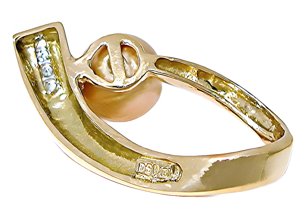 South Sea Pearl Pendant And Diamonds - In House Treasure