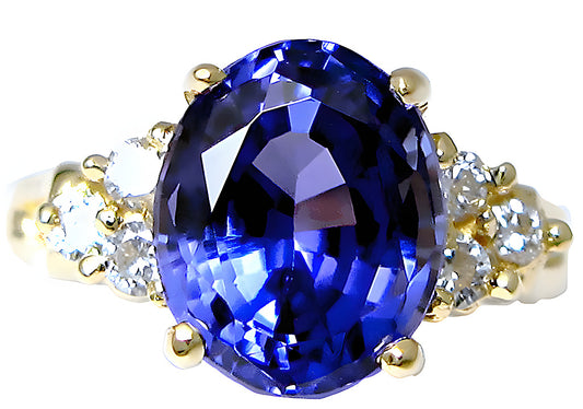 Tanzanite Ring With Round Diamonds - In House Treasure