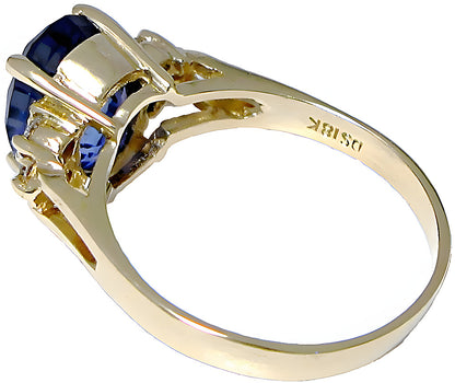 Tanzanite Ring With Round Diamonds - In House Treasure