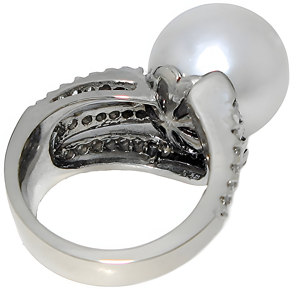 White South Sea pearl and diamond ring - In House Treasure