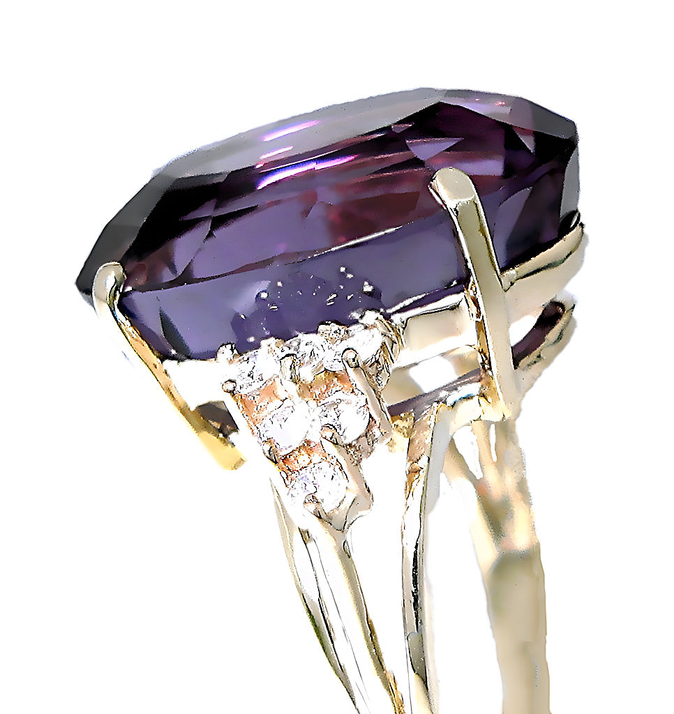 Wide oval Amethyst and diamond ring - In House Treasure