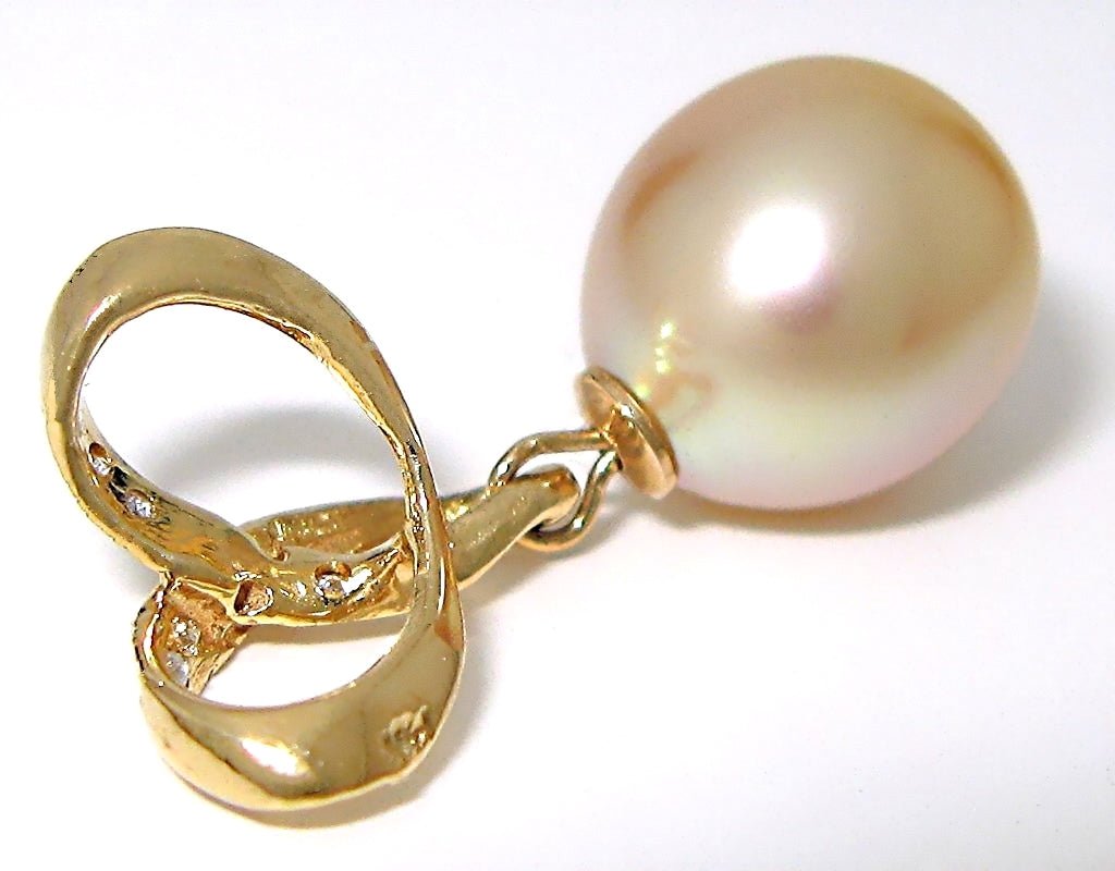 14k yellow gold, Golden South Sea pearl and diamond pendant - In House Treasure