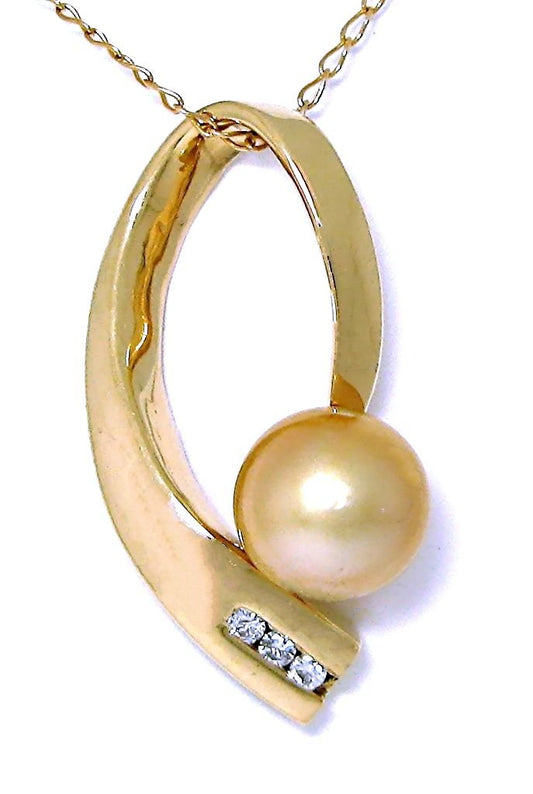 18k yellow gold, golden South Sea pearl pendant with channel set diamonds - In House Treasure